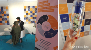 Au premier plan, un kakemono et des goodies de l'entreprise Eventdrive sont exposés. - Article de blog Eventdrive